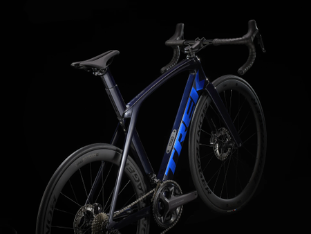 Rower TREK Madone SL 7 Deep Dark Blue