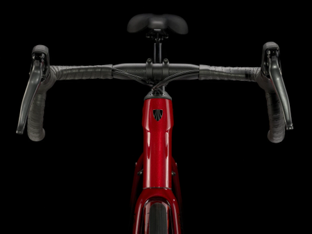 Rower TREK Domane AL 2 Crimson to Dark Carmine