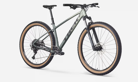 Rower TREK Marlin 6 Matte Lichen/Keswick 2026